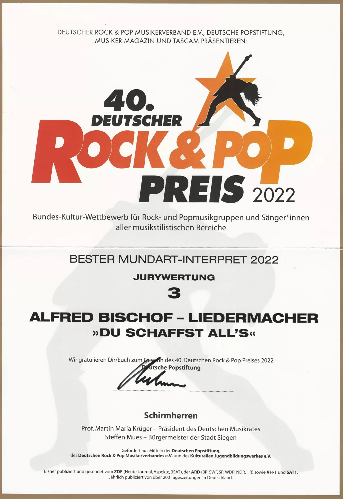 „Du schaffst all’s“: Alfred Bischof erhält 2022 den Preis als bester Mundart-Interpret für den Song „Du schaffst all’s“. „Du schaffst all’s“: Alfred Bischof erhält 2022 den Preis als bester Mundart-Interpret für den Song „Du schaffst all’s“.